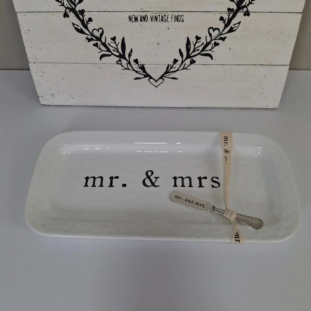 Mud Pie Mr Mrs Ceramic‎ Serving Tray with Spreader Wedding Bridal Shower Gift